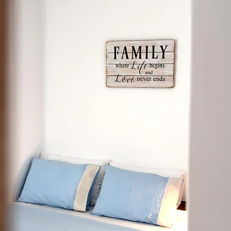 Stone Kythnos 公寓式酒店 *