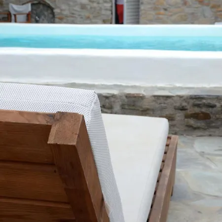 Lägenhetshotell Stone Kythnos