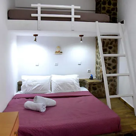 Stone Kythnos Kanala