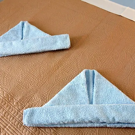 Stone Kythnos شقة فندقية Kanala