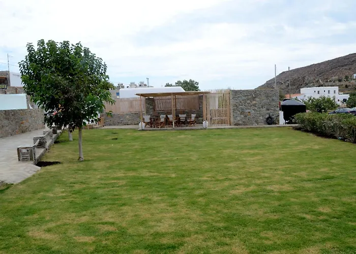 Stone Kythnos Kanala