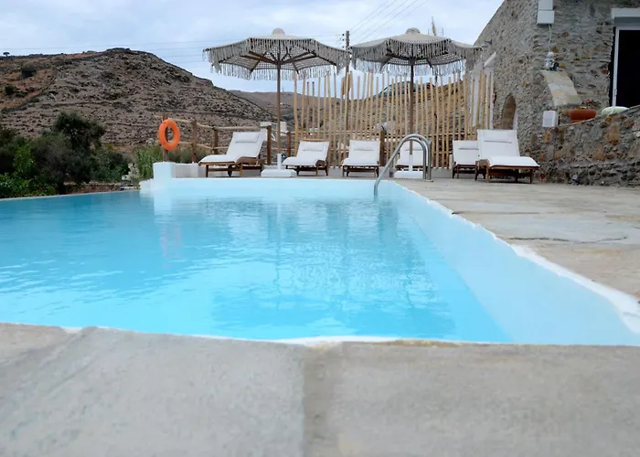 Stone Kythnos Kanala