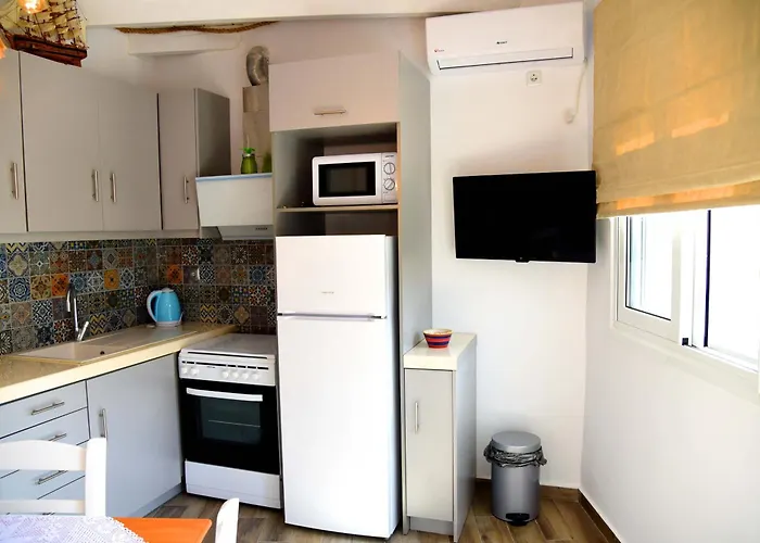 公寓式酒店 Stone Kythnos *